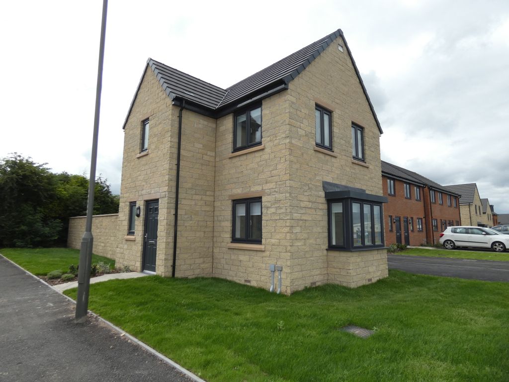 3 bed detached house to rent in Coney Green Road, Clay Cross