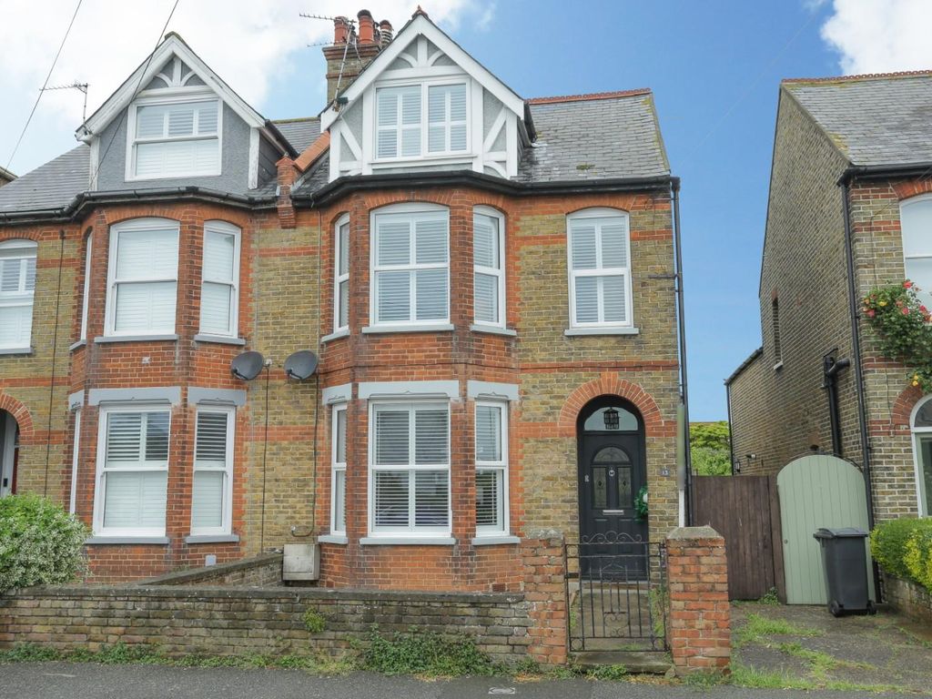 4 bed property for sale in Balfour Road, Walmer, Deal CT14 Zoopla