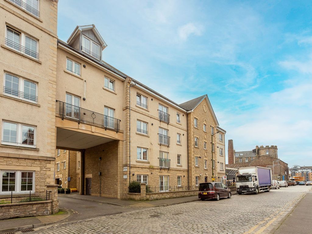 2 bed flat for sale in Tower Wynd, Edinburgh EH6 Zoopla