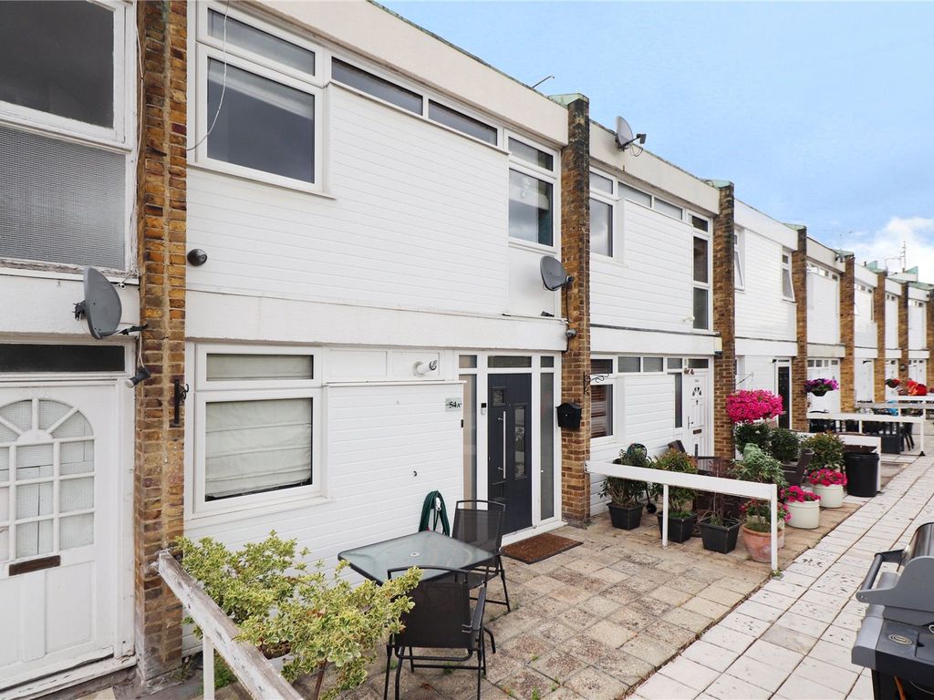2 bed flat for sale in Bexley High Street, Bexley Village, Kent DA5