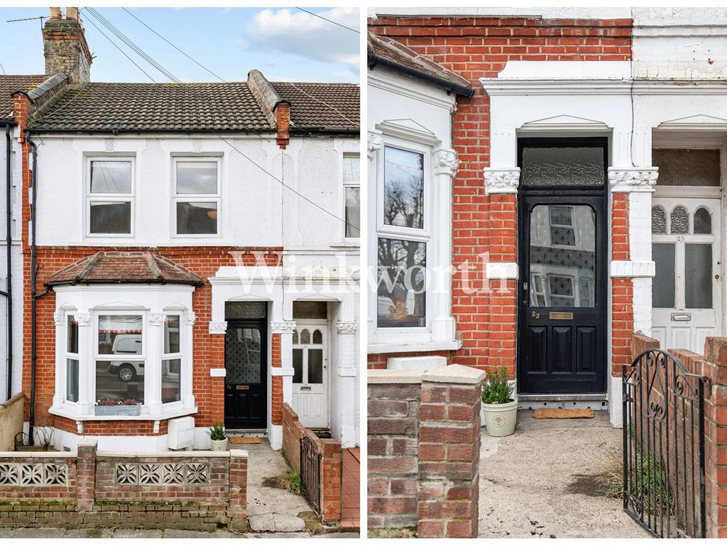3 bed terraced house for sale in Arnold Road, London N15, £765,000 Zoopla