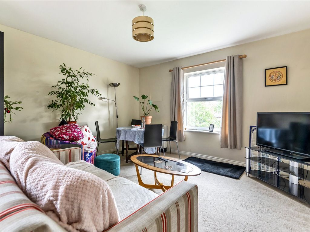 Boddington Gardens, London W3