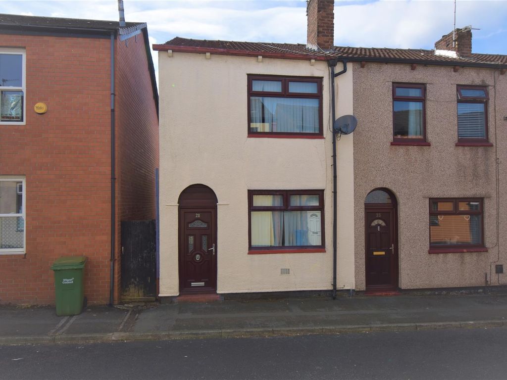 2 bed end terrace house to rent in Oak Street, Tyldesley, Manchester