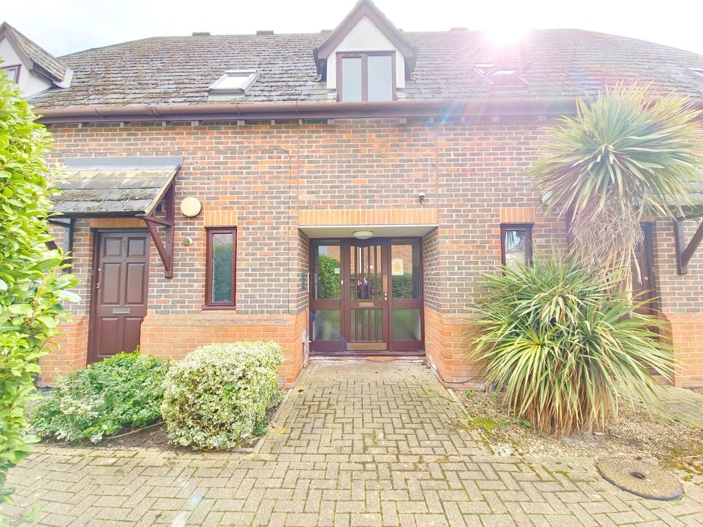 1 bed flat to rent in Canvey Walk, Chelmsford, Essex CM1 Zoopla