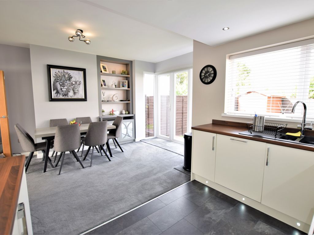 3 bed semidetached house for sale in Luton Road, ThorntonCleveleys