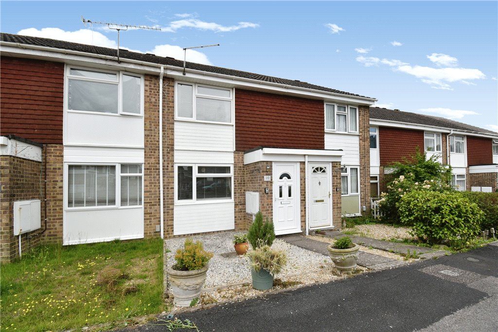 2 bed terraced house for sale in Proctor Drive, North Baddesley