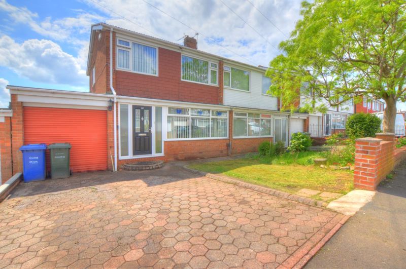 3 bed semidetached house for sale in Mapperley Drive, Newcastle Upon