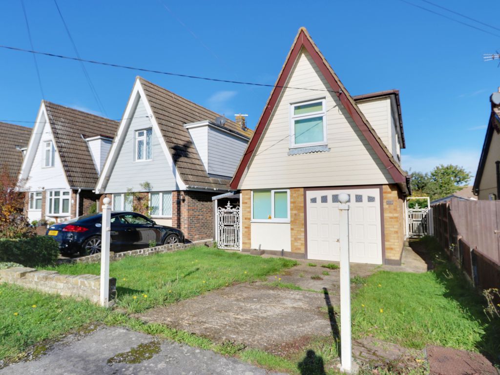 2 bed detached house for sale in Meadow Road, Hullbridge, Hockley SS5