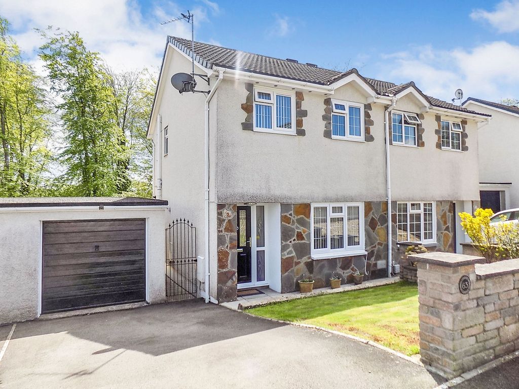 3 bed semidetached house for sale in Ty Gwyn Drive, Brackla, Bridgend