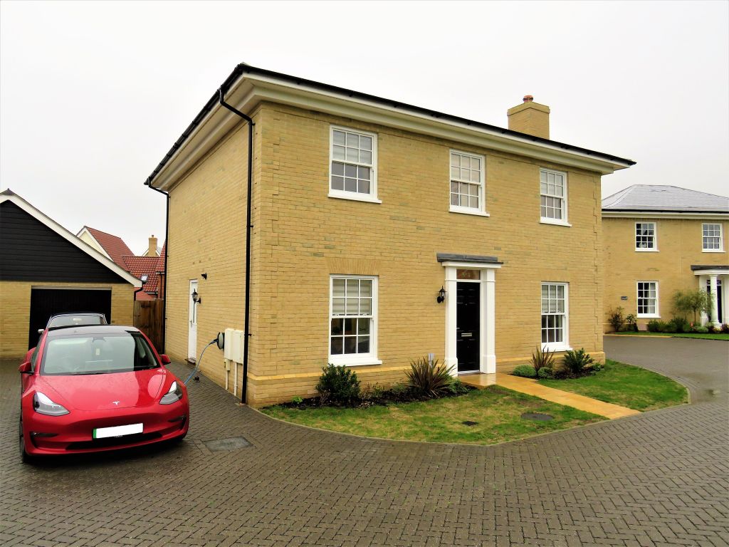 4 bed detached house for sale in William Green Way, Blofield, Norwich