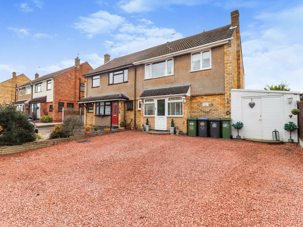 4 bed semidetached house for sale in Shakespeare Gardens, Rugby CV22