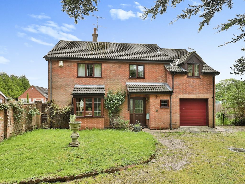 4 bed detached house for sale in Commercial Road, Dereham NR19 Zoopla