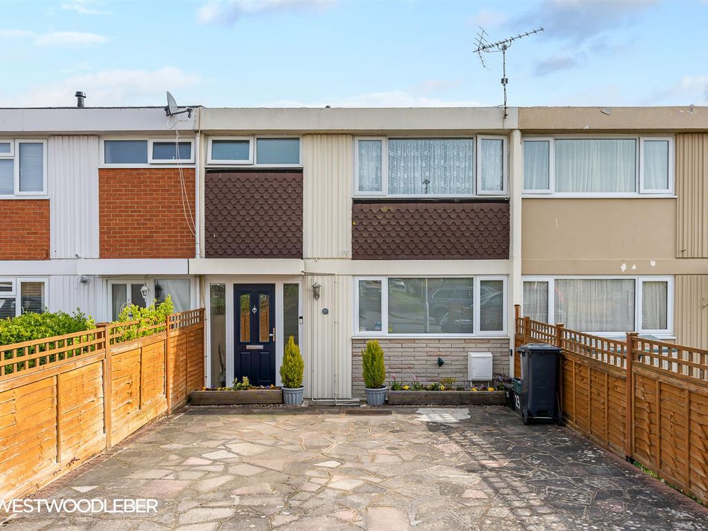 3 bed terraced house for sale in Castle Close, Hoddesdon EN11 Zoopla
