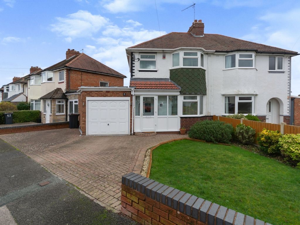 3 bed semidetached house for sale in Westfield Avenue, Birmingham B14