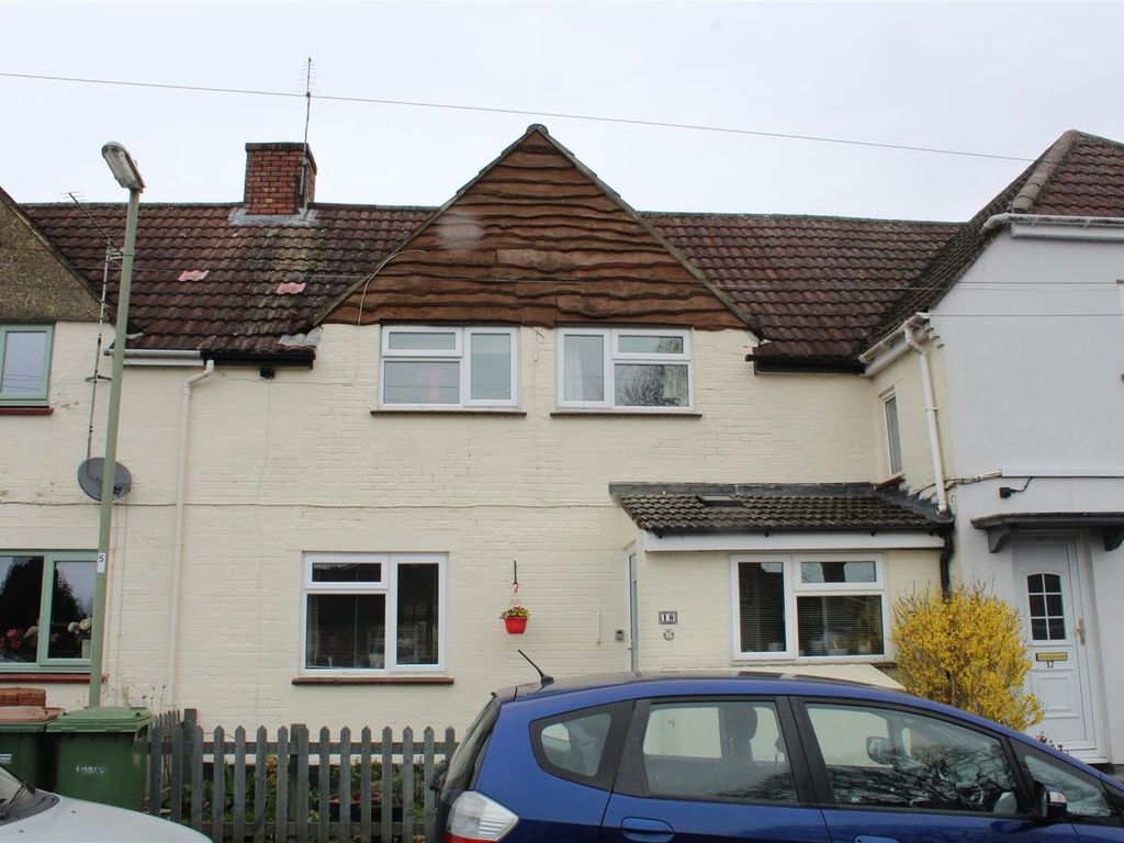3 bed terraced house for sale in Pilchards Avenue, Fair Oak, Eastleigh
