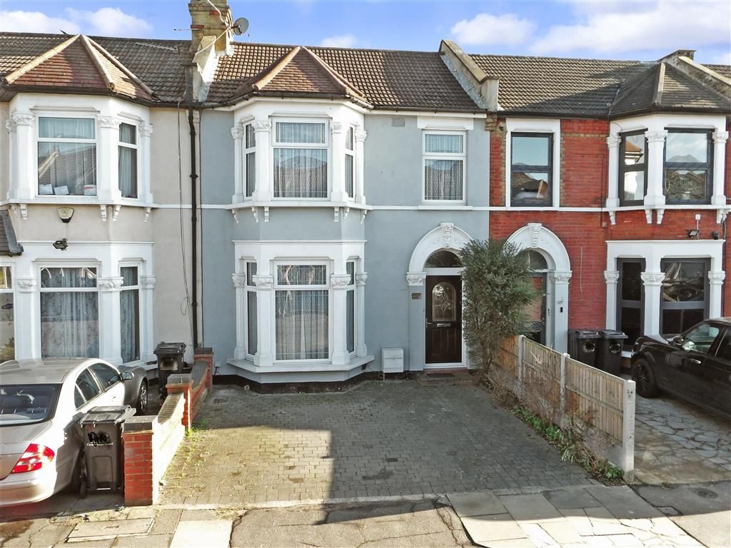 4 bed terraced house for sale in Cambridge Road, Ilford, Essex IG3 Zoopla