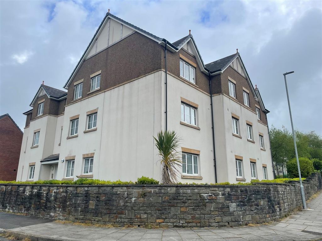 2 bed flat for sale in Bryntirion, Llanelli SA15 Zoopla
