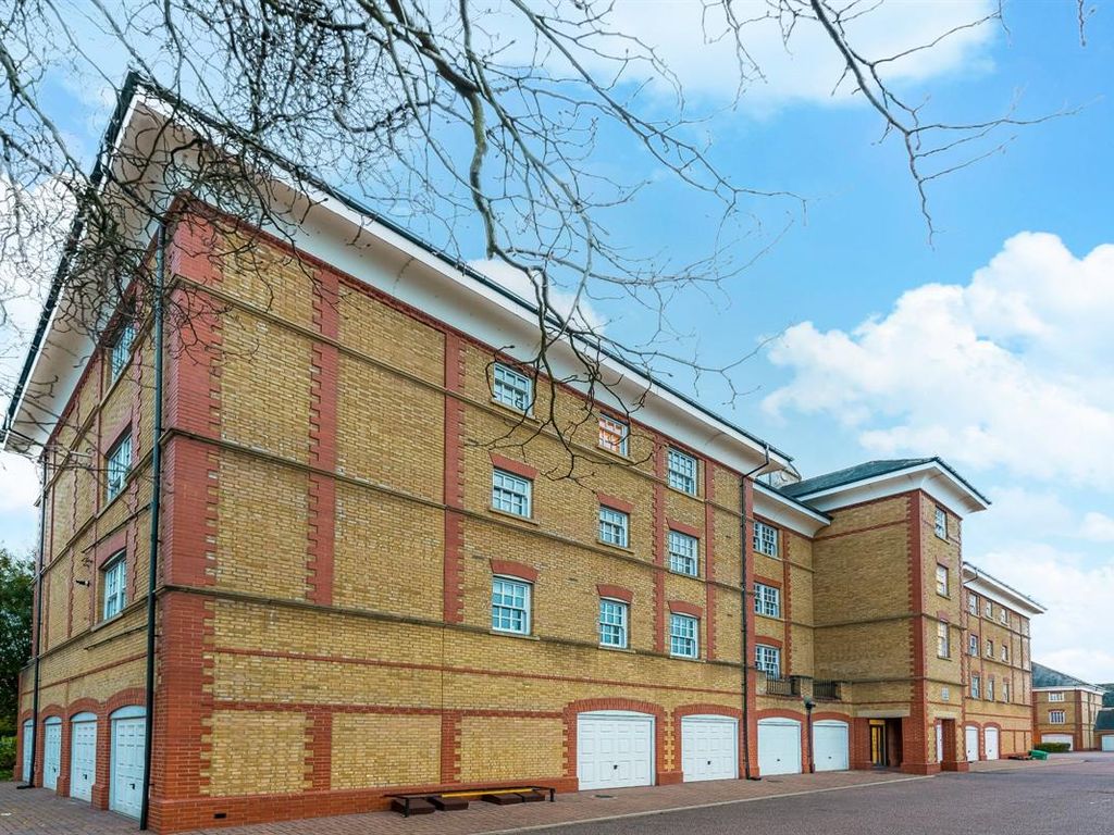 Gillies Court, Donovan Place, London N21