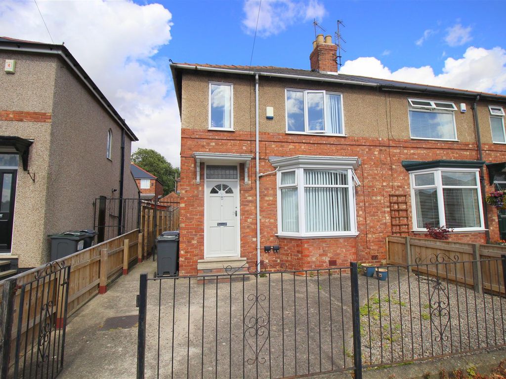 3 bed semidetached house for sale in Bensham Road, Darlington DL1 Zoopla
