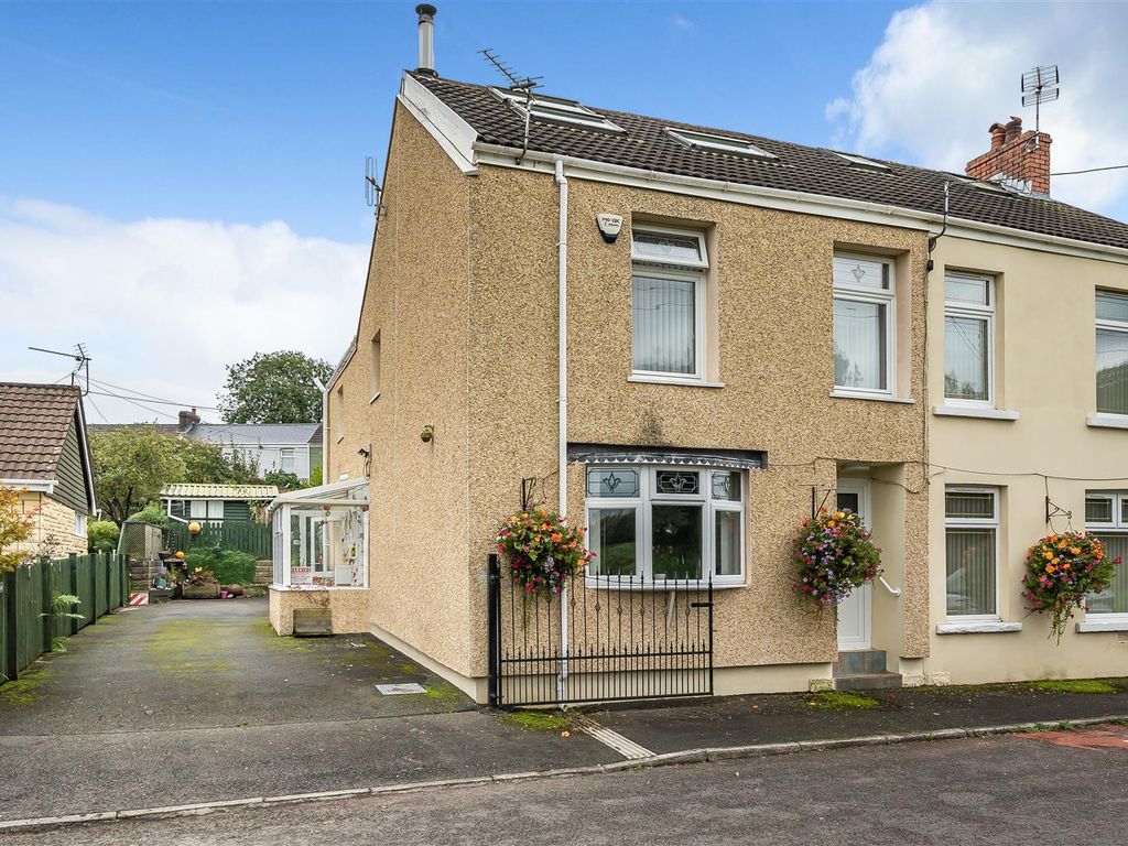 3 bed semidetached house for sale in Gwynfe Road, Loughor, Swansea SA4, £275,000 Zoopla
