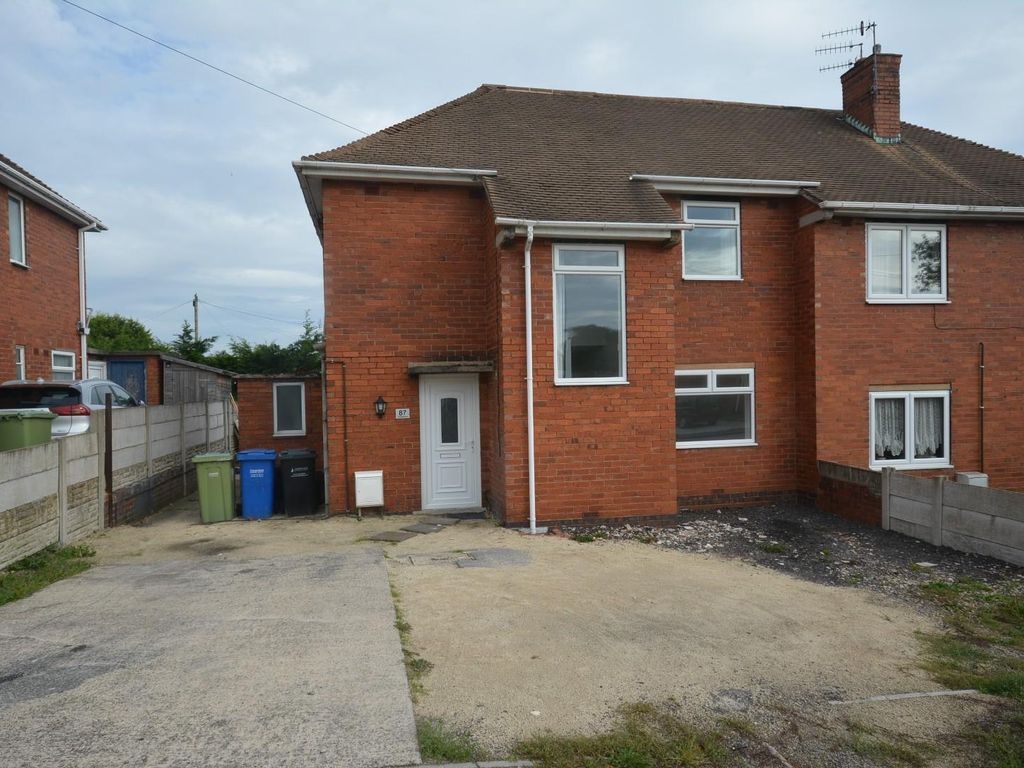 3 bed semidetached house for sale in Grangewood Road, Chesterfield S40
