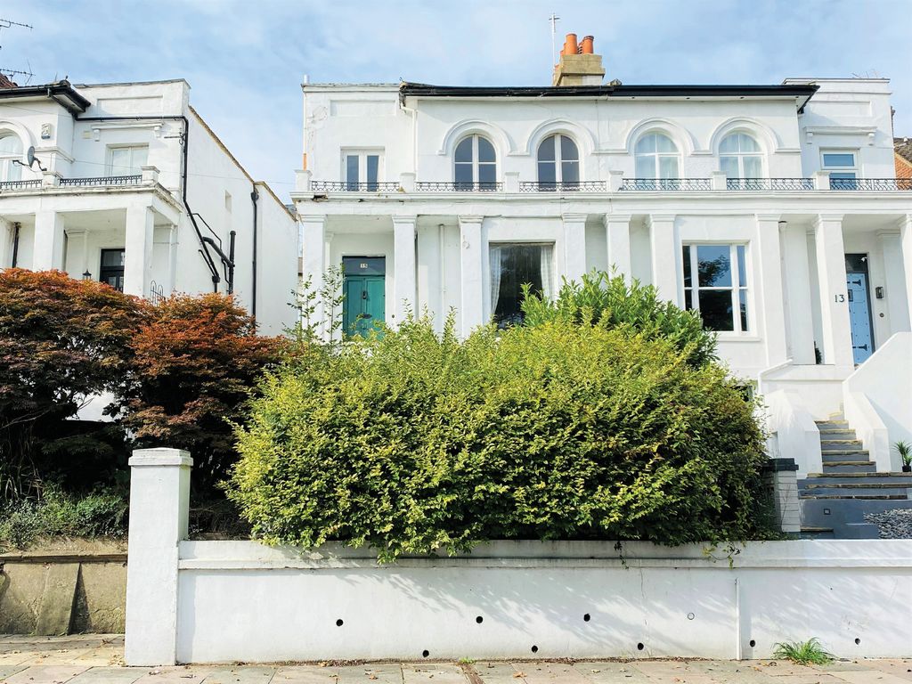 5 bed semidetached house for sale in Parrock Road, Gravesend DA12 Zoopla