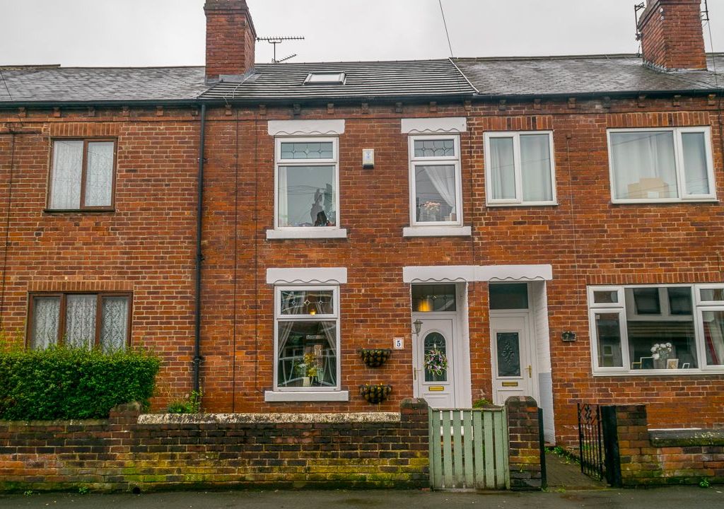 3 bed terraced house for sale in King Street, Normanton WF6 Zoopla