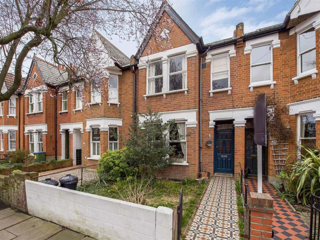 4 bed terraced house for sale in Gordon Avenue, St Margarets