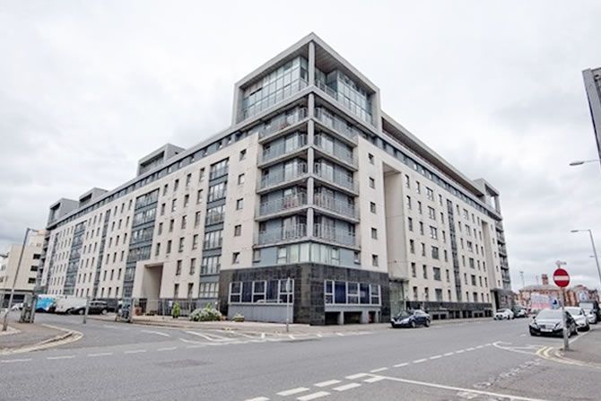 Fresh Look at 4 Bed Flat For Sale In 220 Wallace Street Penthouse
