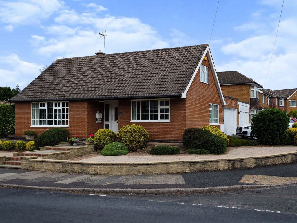 2 bed bungalow for sale in Humberston Road, Wollaton, Nottingham NG8