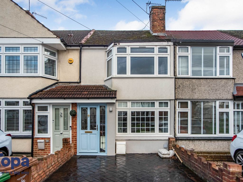 2 bed terraced house for sale in Sherwood Park Avenue, Blackfen, Sidcup