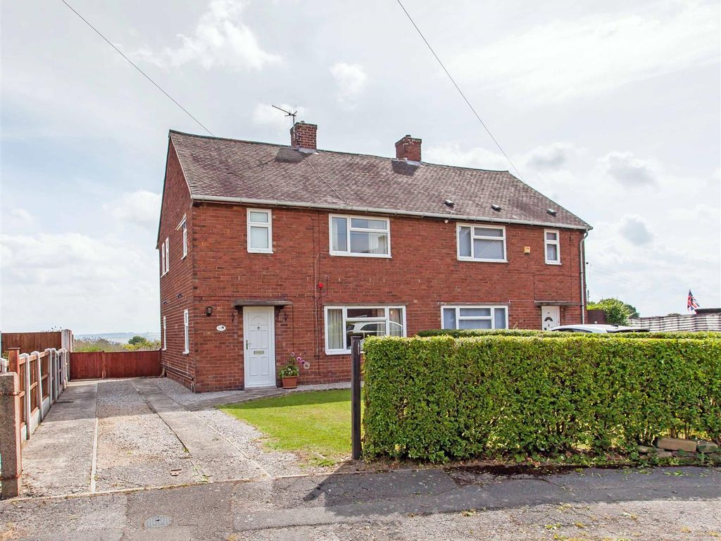 3 bed semidetached house for sale in Manor Drive, Brimington