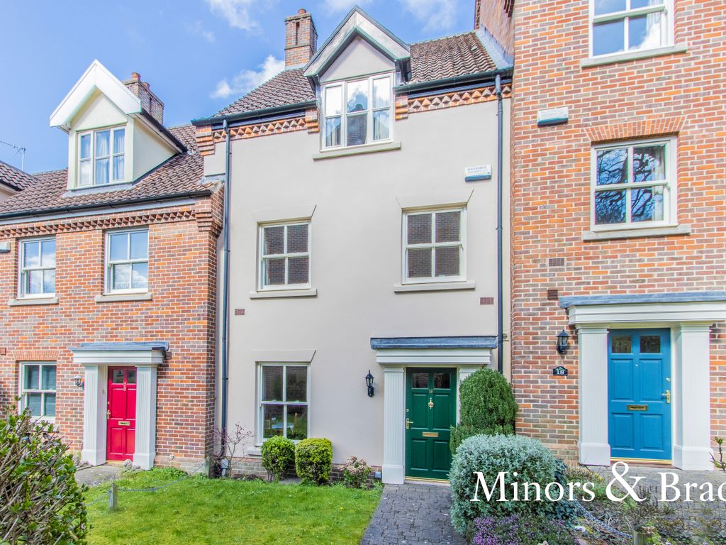 4 bed town house for sale in The Willows, Norwich NR2, £375,000 Zoopla