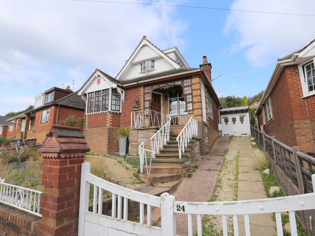 2 bed detached house for sale in Fernlea Grove, Weston Coyney ST3 Zoopla