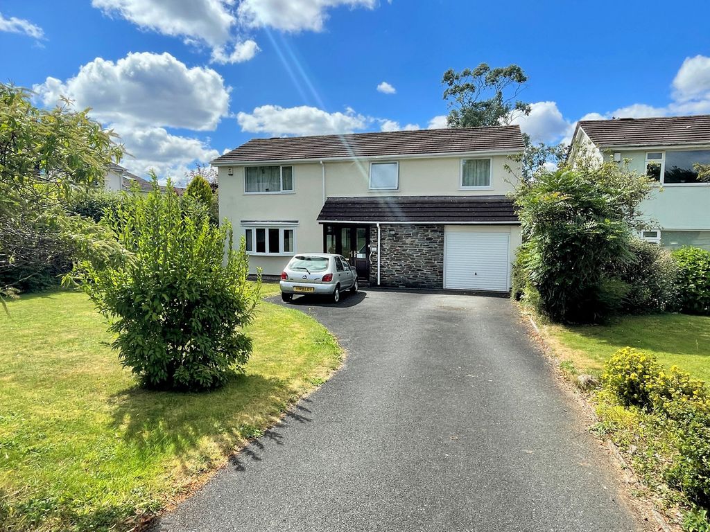 5 bed detached house for sale in Leat Walk, Plymouth PL6 Zoopla