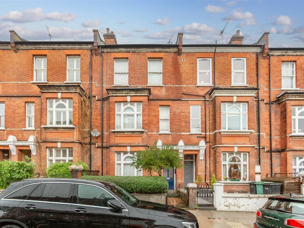 6 bed property for sale in Constantine Road, London NW3, £1,899,950