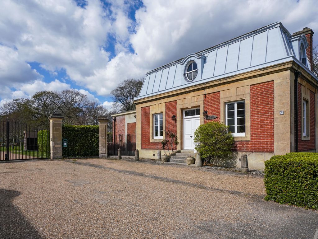 4 bed detached house for sale in More Lane, Esher, Surrey KT10 Zoopla