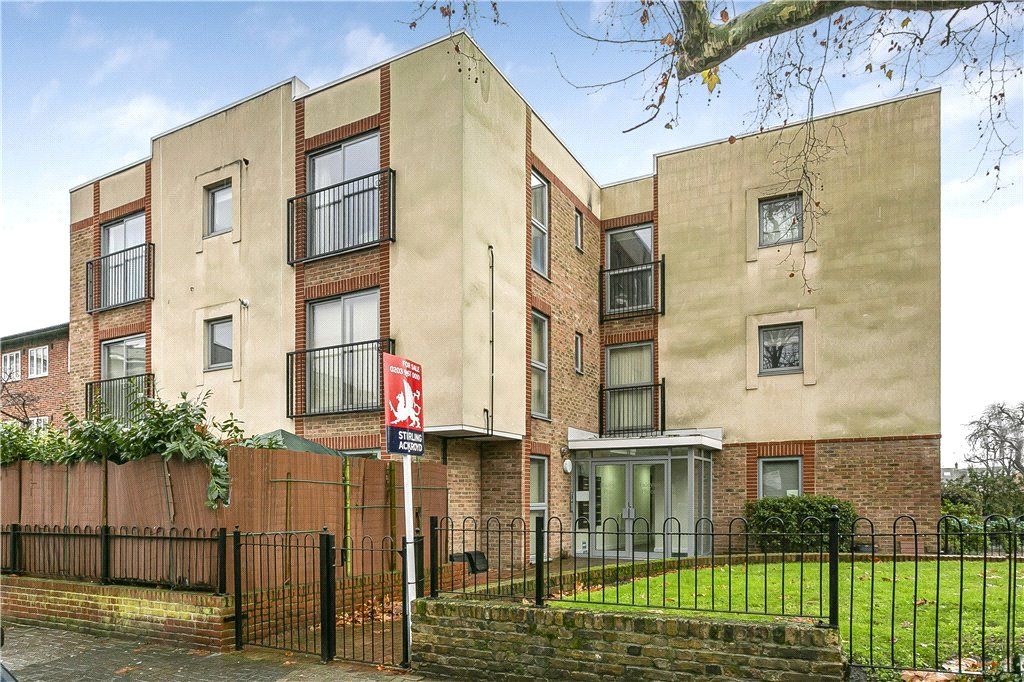 1 bed flat for sale in Keswick Road, Putney SW15, £365,000 Zoopla