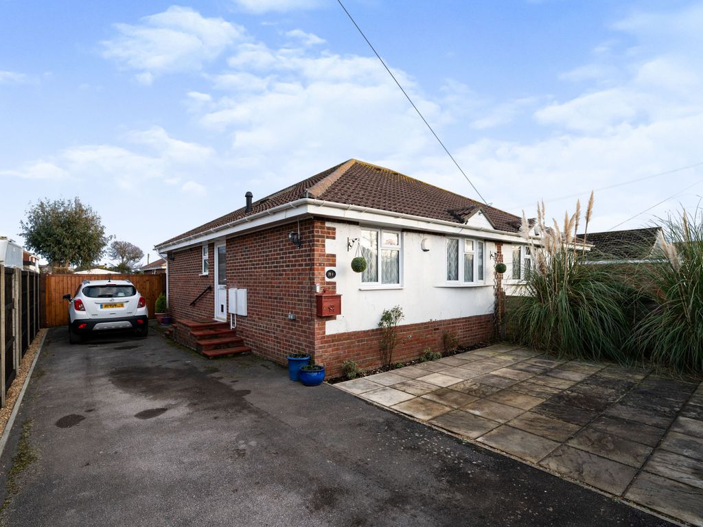 2 bed bungalow for sale in Creek Road, Hayling Island, Hampshire PO11