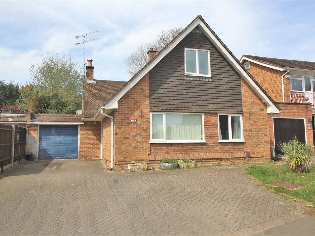 4 bed detached house for sale in Copse Avenue, Farnham GU9 Zoopla