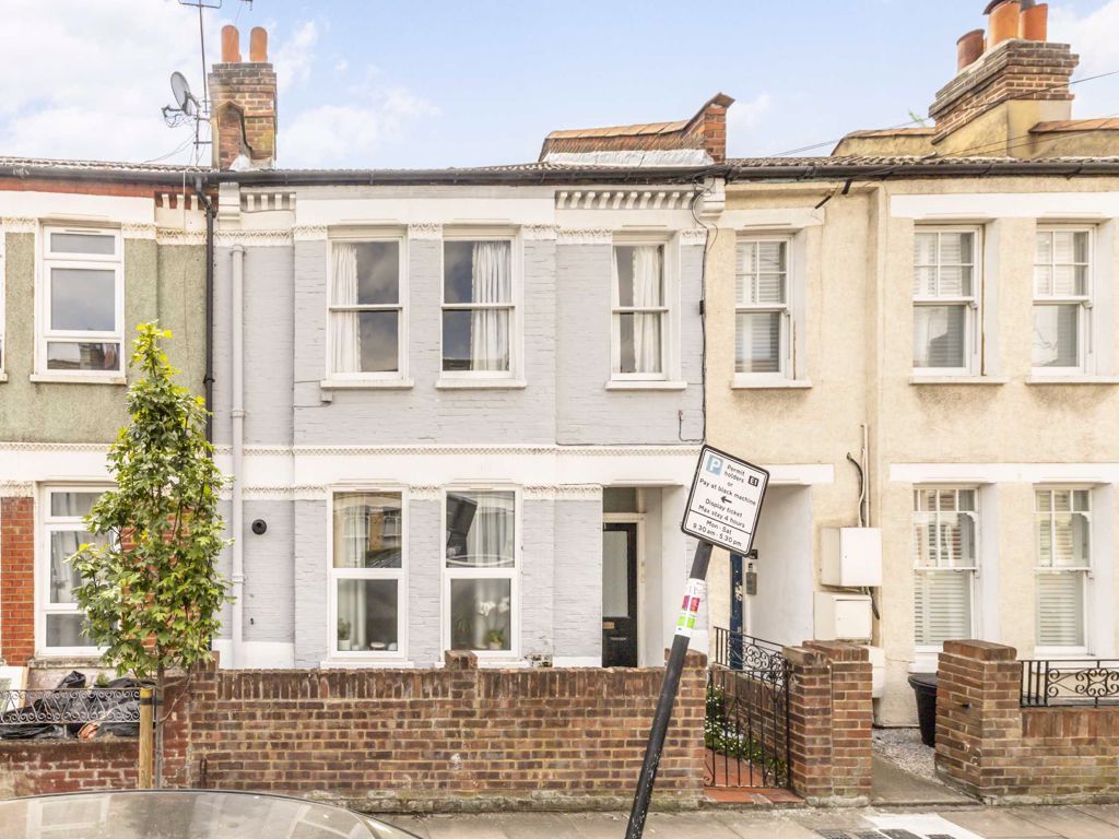 Hoyle Road, London SW17  