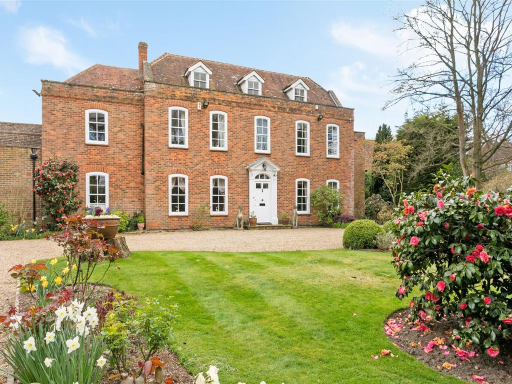 Winkfield Lane, Winkfield, Windsor SL4
