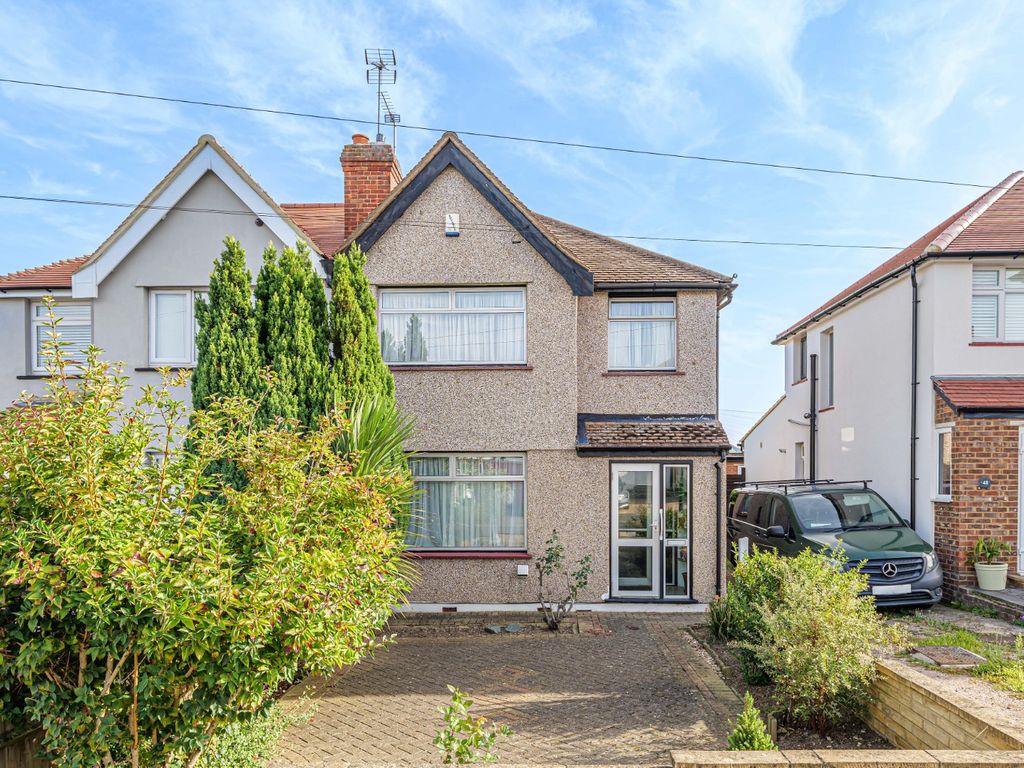 3 bed semidetached house for sale in Edison Road, Welling, Kent DA16