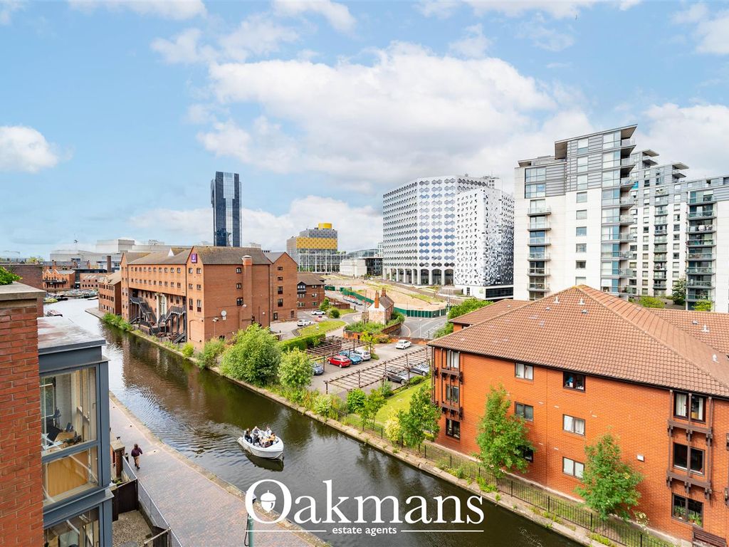 1 bed flat for sale in Waterfront Walk, Birmingham B1, £215,000 - Zoopla