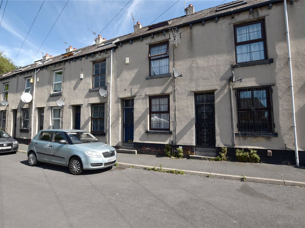 Westlock Avenue, Leeds LS9  