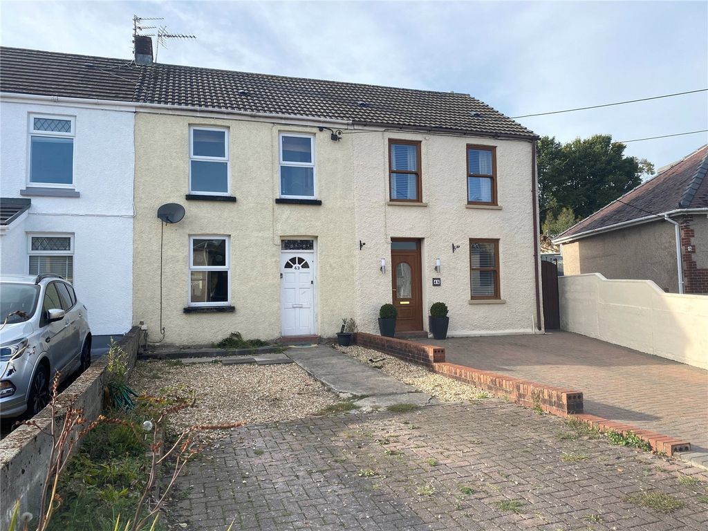 3 bed terraced house for sale in Water Street, Kidwelly