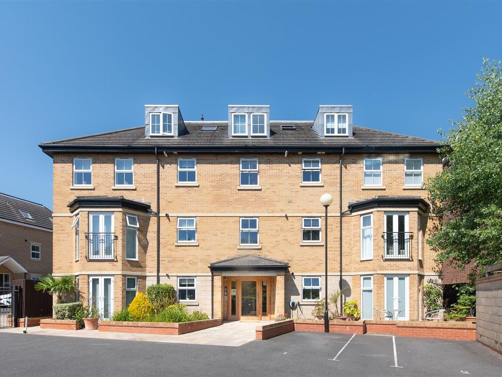 Holders Hill Gdns NW4  