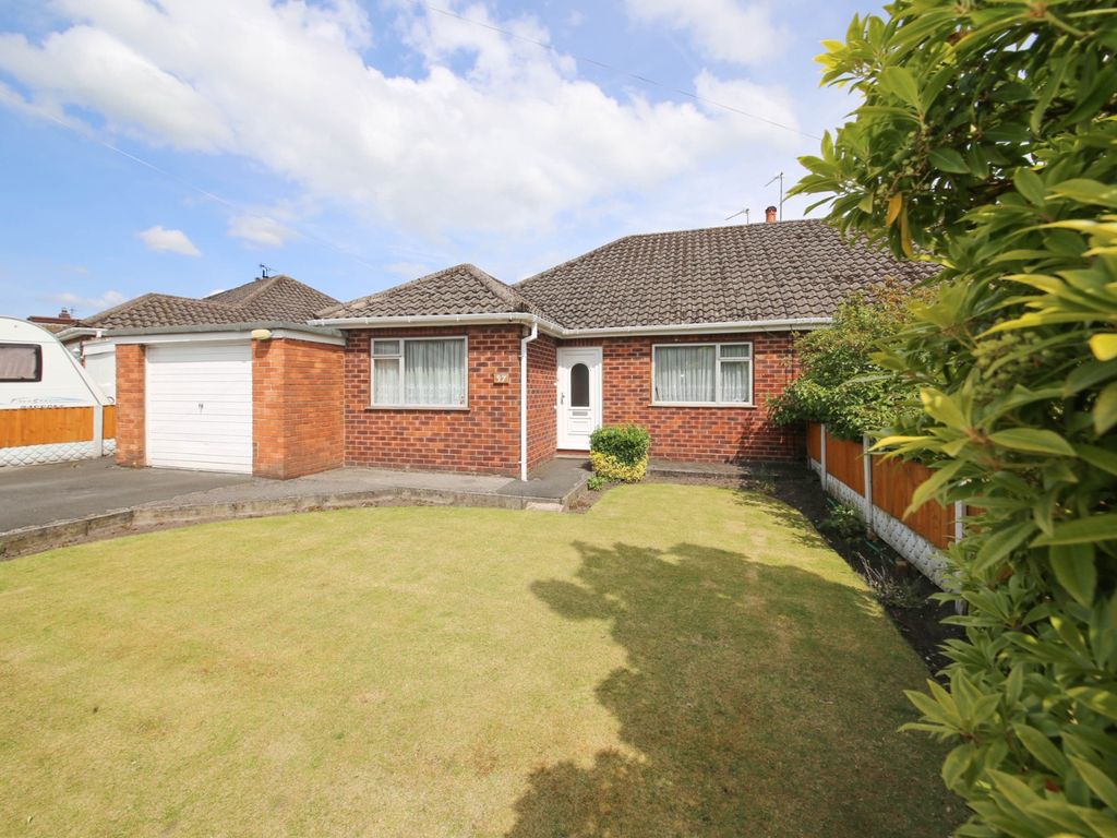 3 bed semidetached bungalow for sale in Wordsworth Avenue, Billinge, Wigan, Lancashire WN5 Zoopla