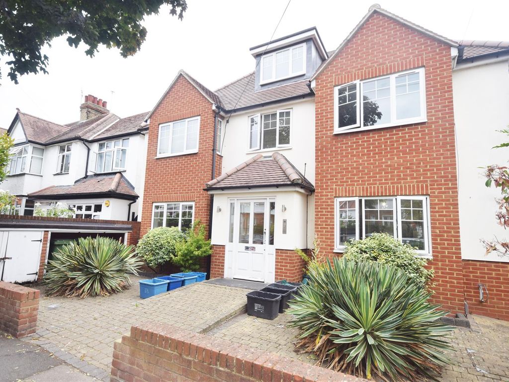 1 bed flat to rent in Chudleigh Road, Twickenham TW2 Zoopla