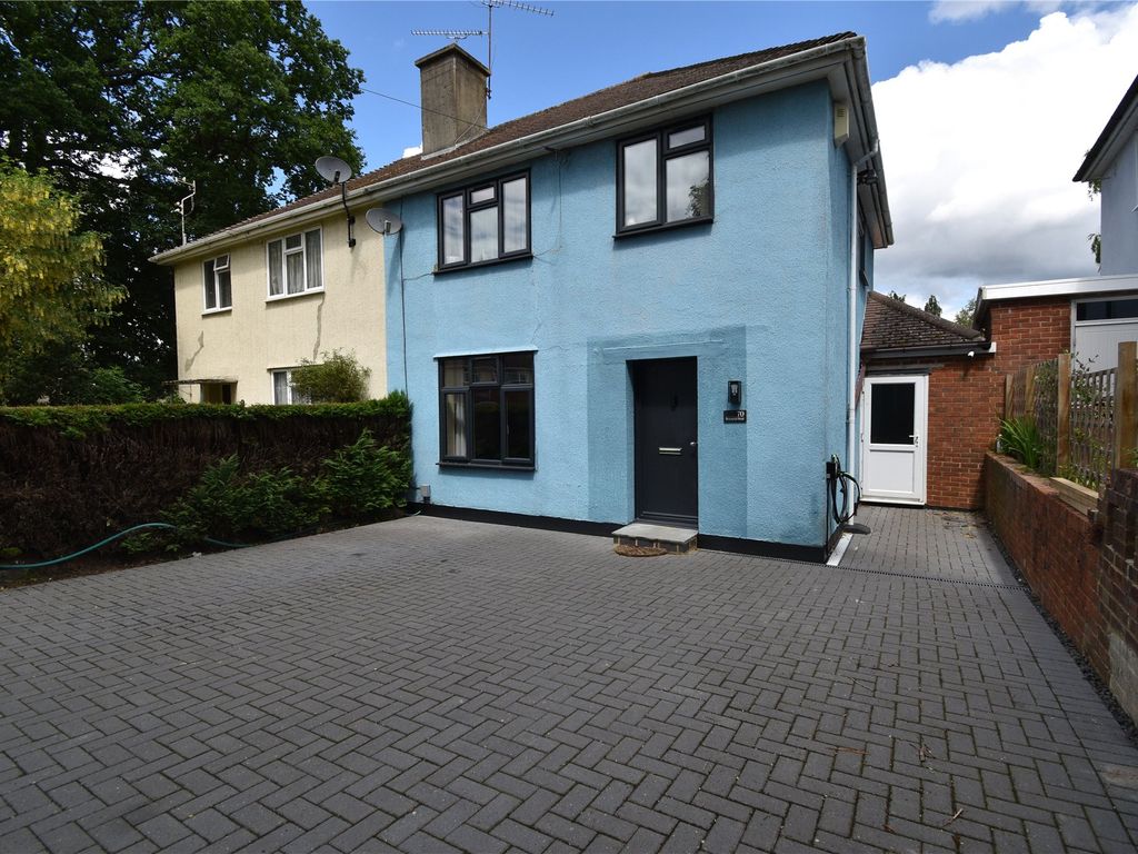 3 bed semidetached house for sale in Broomhill Road, Farnborough, Hampshire GU14 Zoopla